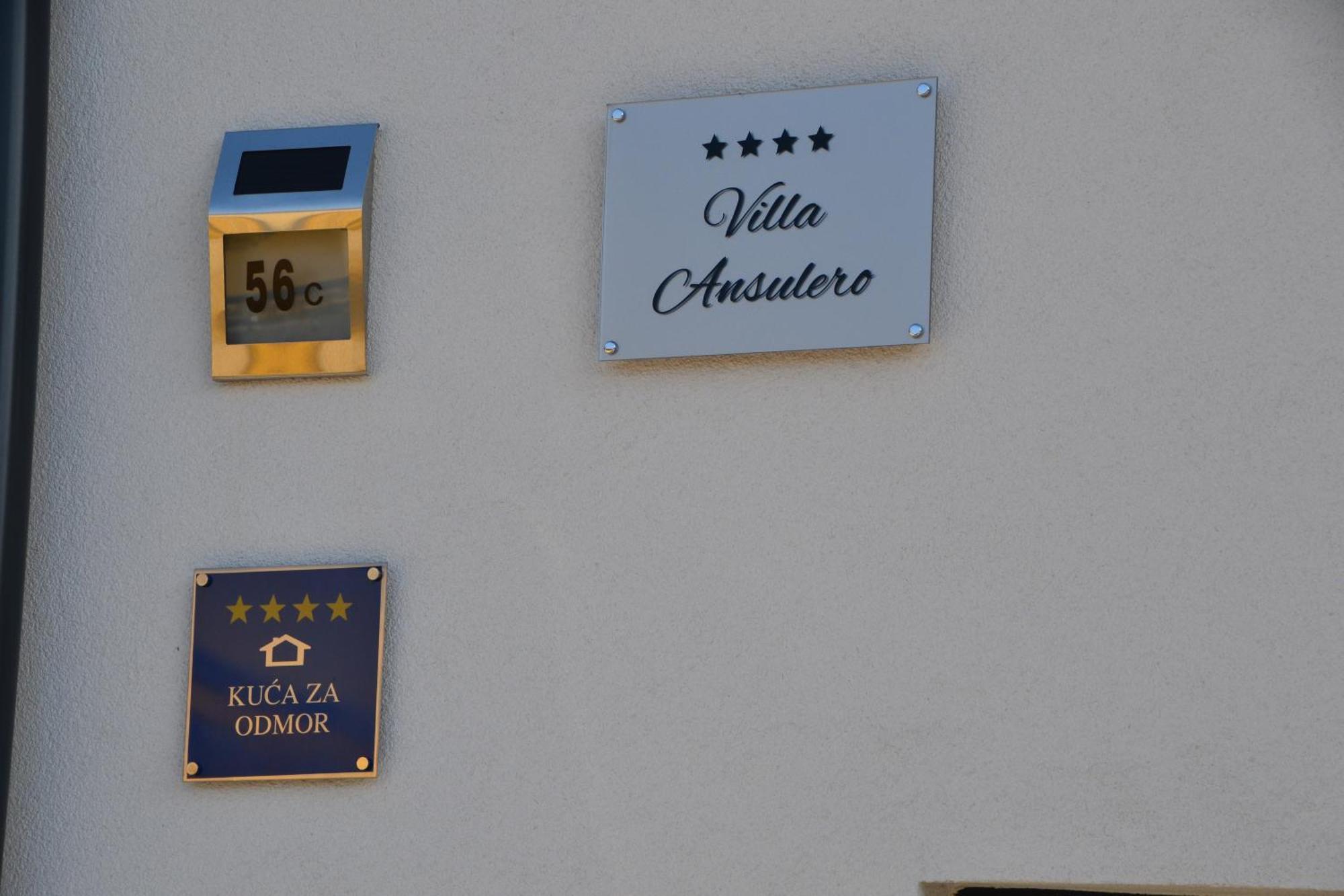 Villa Ansulero 马林斯卡 外观 照片
